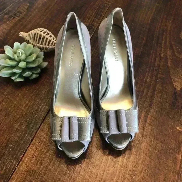 Nine West | Open-toe Faux Suede Heels w/Bow - Picture 3 of 5